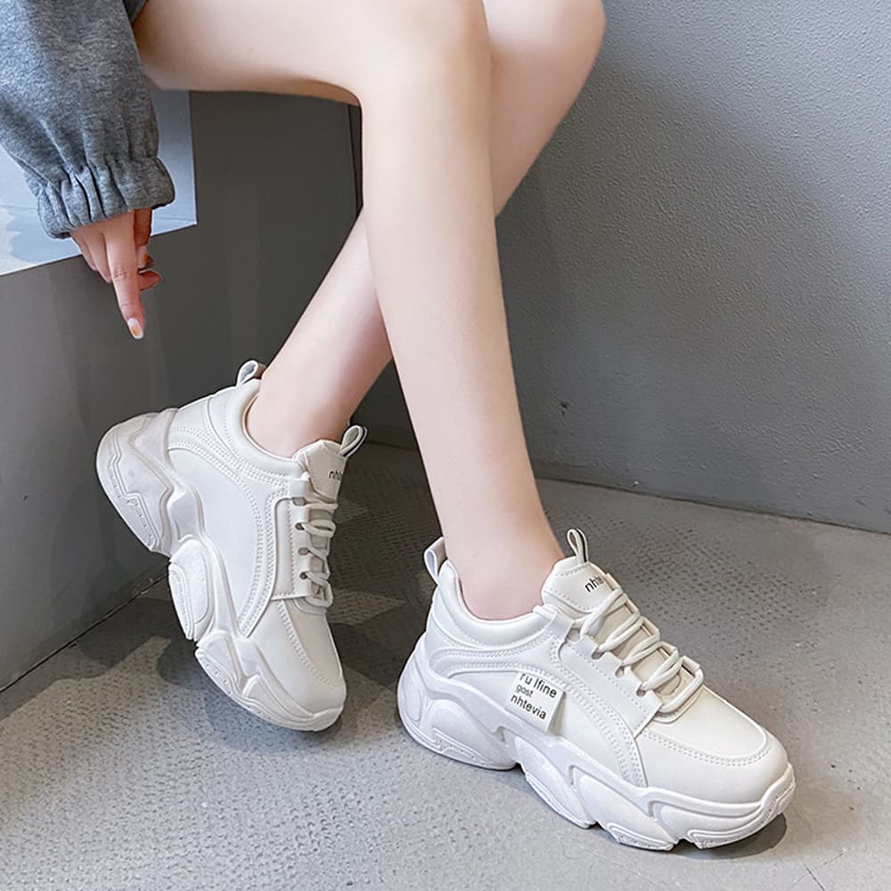 厚底スニーカー 美脚 ランニングシューズ