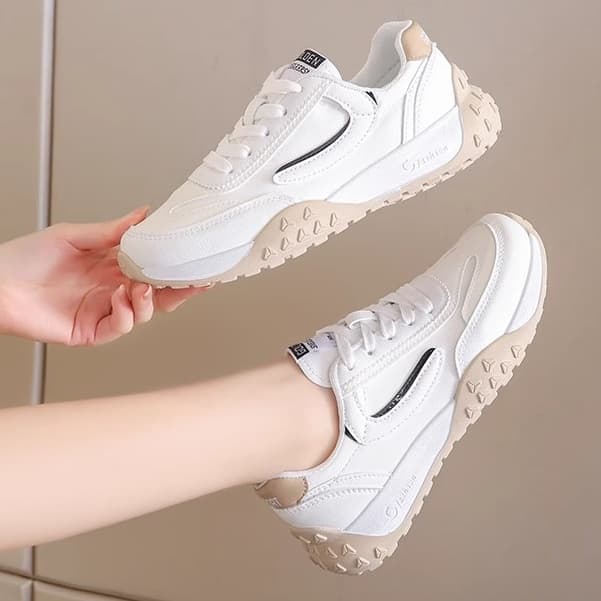 軽やかフィット ウェーブクッション ランニングシューズ
