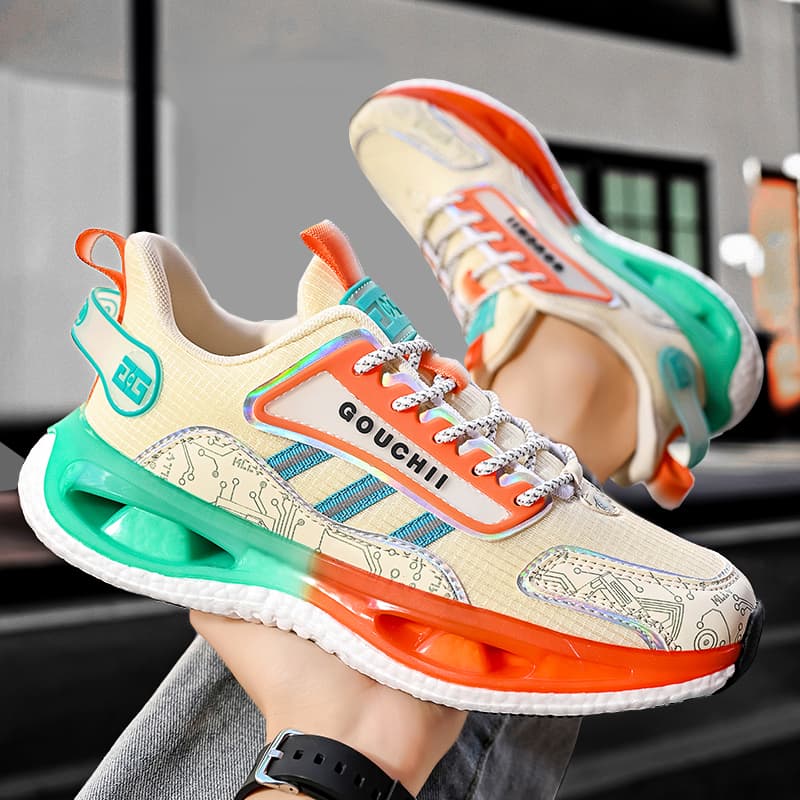 未来型クッション ランニングシューズ