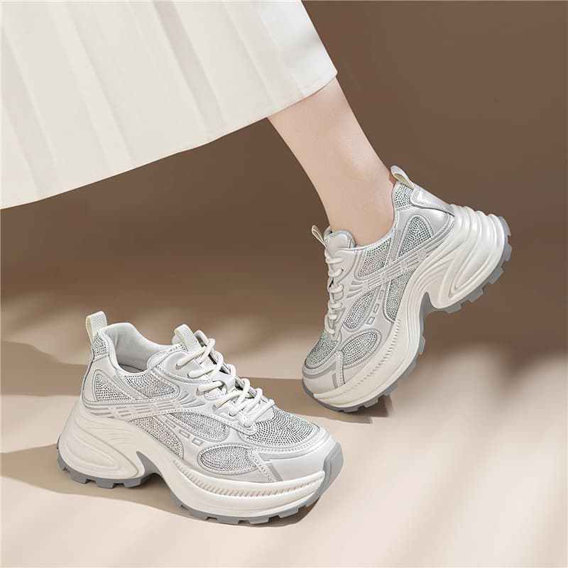 しなやかステップ 軽量ランニングシューズ