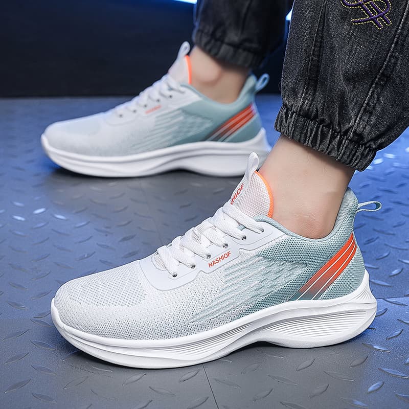 疾風スピードフィット ランニングシューズ