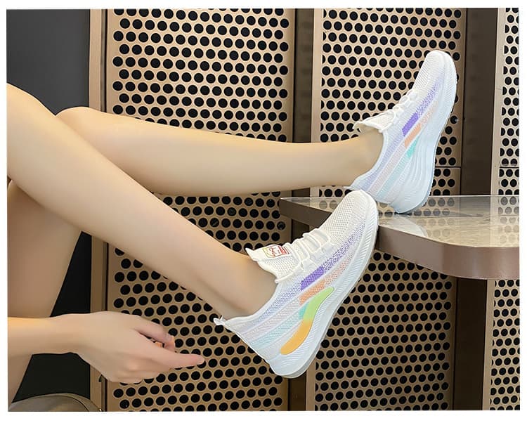 メッシュ軽量波紋ランニングシューズ