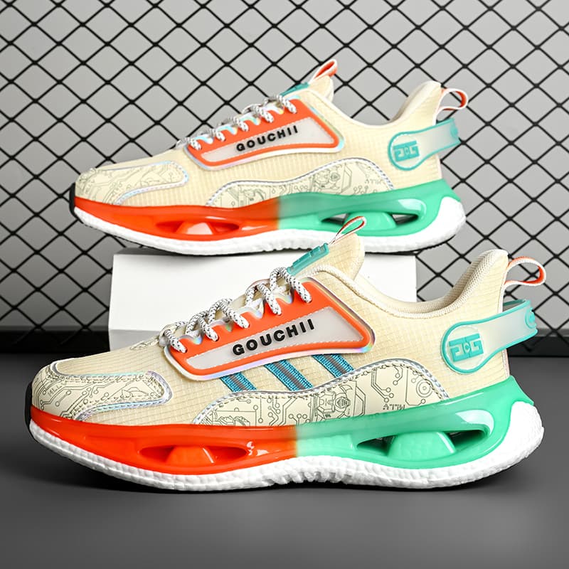 未来型クッション ランニングシューズ